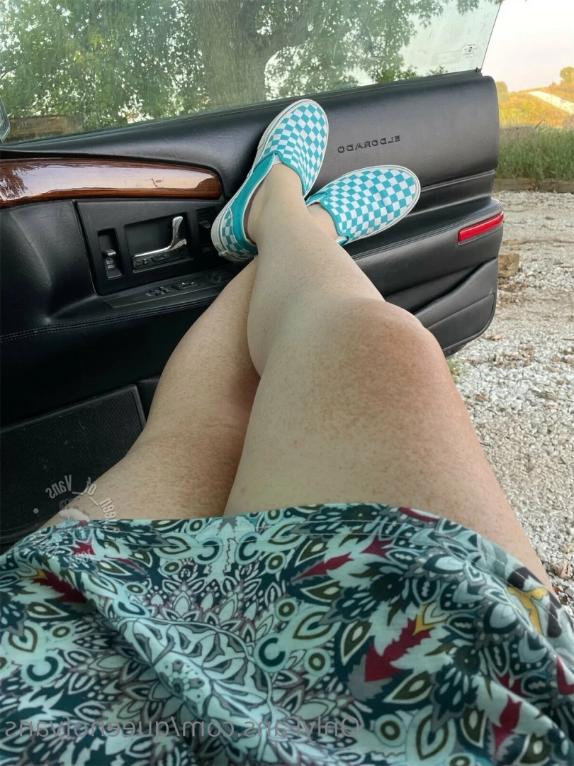 Queen_of_Vans [ queenofvans ] Onlyfans leaked photo 7293945 on Hotleaks.tv