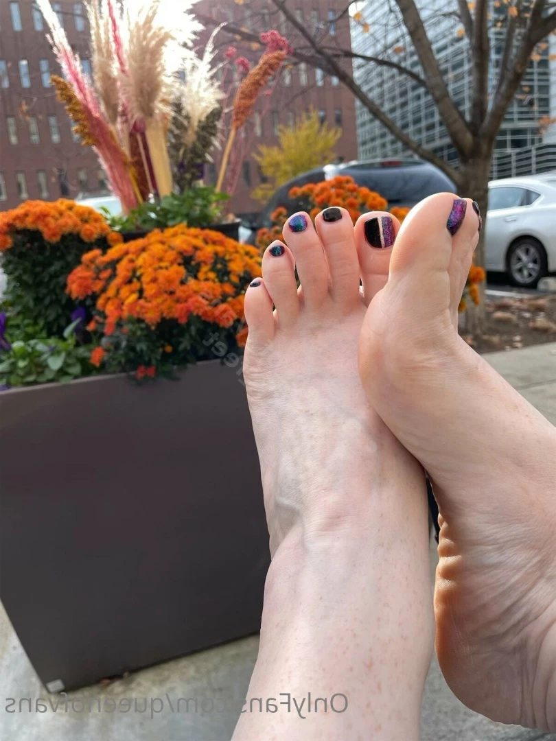 Queen_of_Vans [ queenofvans ] Onlyfans leaked photo 7293975 on Hotleaks.tv