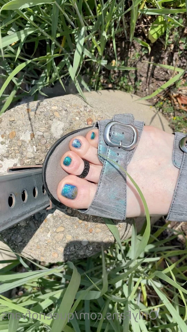 Queen_of_Vans [ queenofvans ] Onlyfans leaked photo 7294369 on Hotleaks.tv