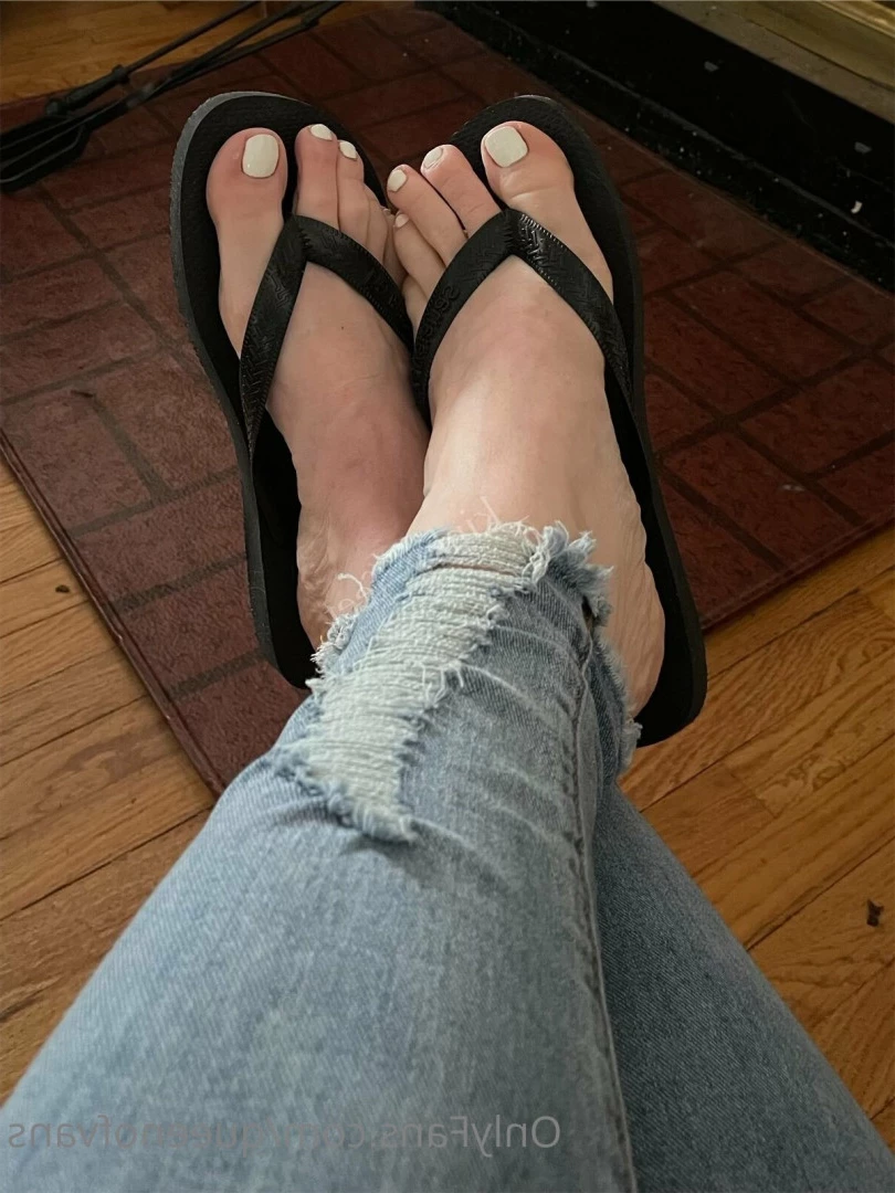 Queen_of_Vans [ queenofvans ] Onlyfans leaked photo 7294613 on Hotleaks.tv
