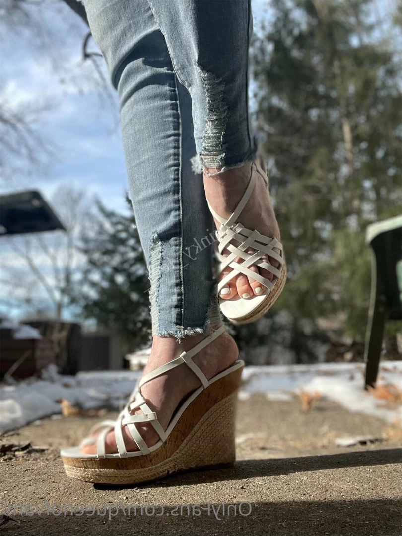 Queen_of_Vans [ queenofvans ] Onlyfans leaked photo 7294722 on Hotleaks.tv