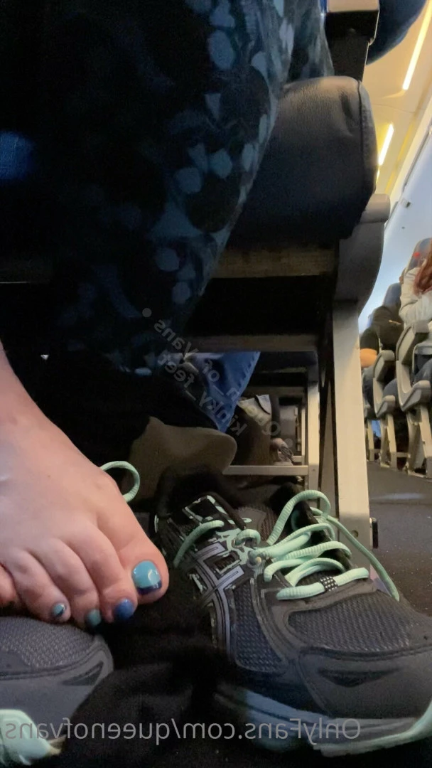 Queen_of_Vans [ queenofvans ] Onlyfans leaked photo 7294879 on Hotleaks.tv