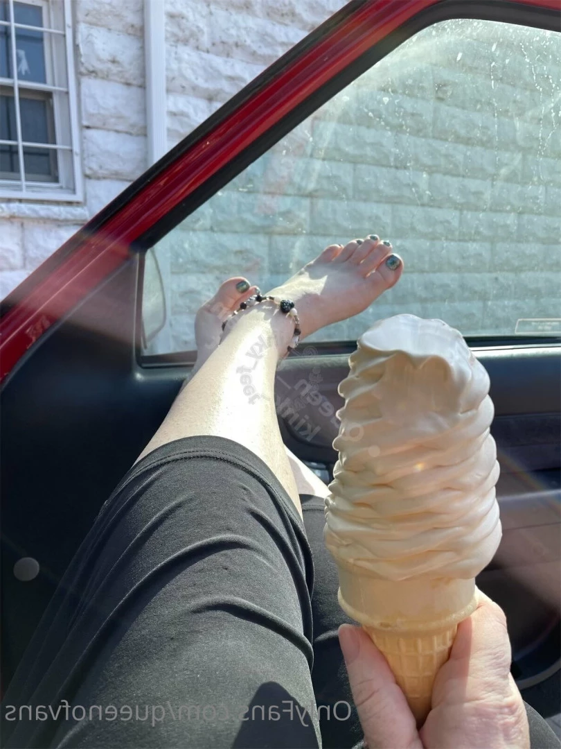 Queen_of_Vans [ queenofvans ] Onlyfans leaked photo 7294970 on Hotleaks.tv