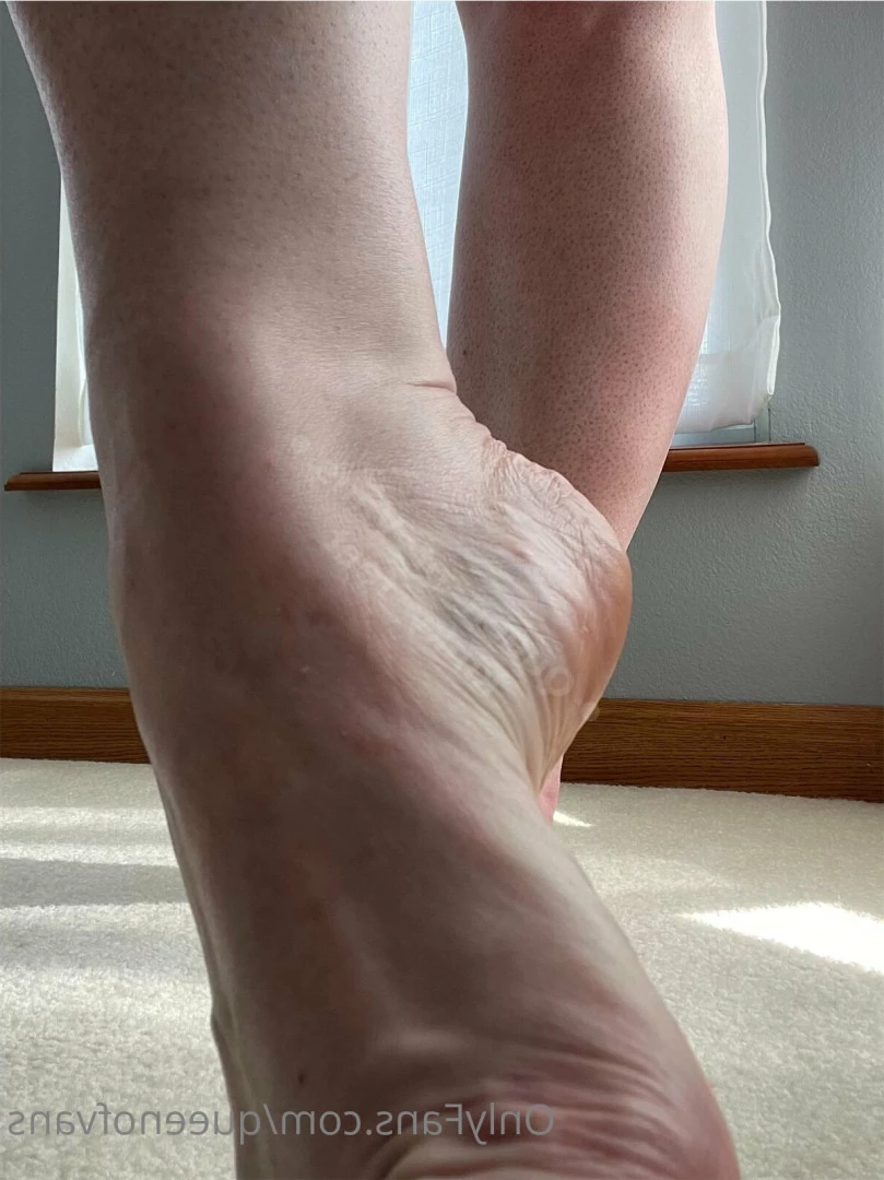 Queen_of_Vans [ queenofvans ] Onlyfans leaked photo 7295112 on Hotleaks.tv