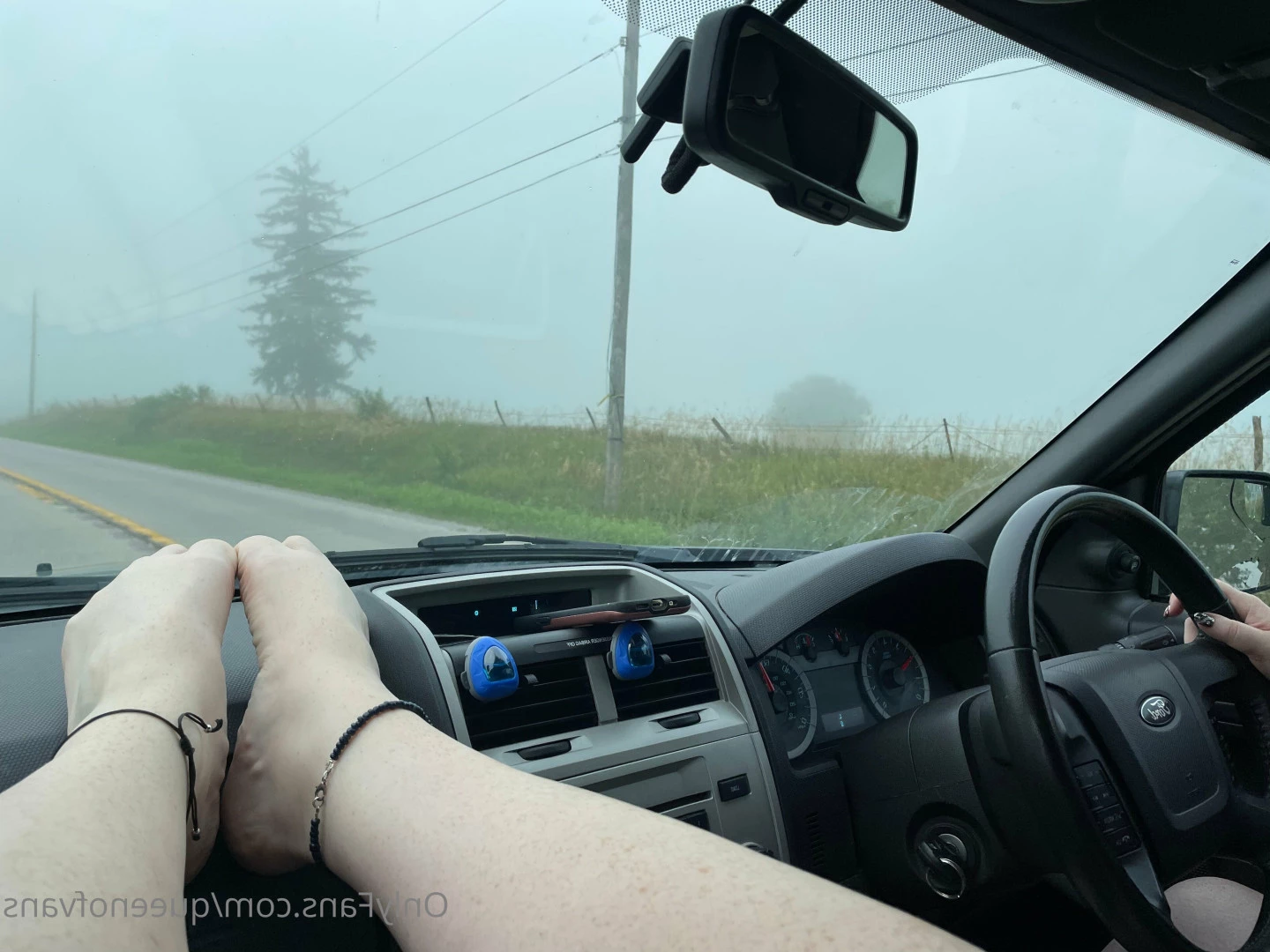 Queen_of_Vans [ queenofvans ] Onlyfans leaked photo 7295402 on Hotleaks.tv