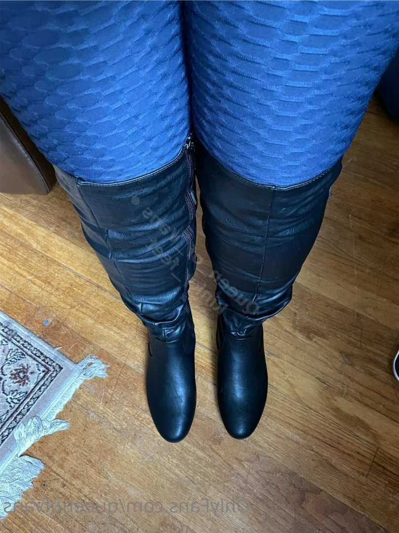 Queen_of_Vans [ queenofvans ] Onlyfans leaked photo 7295502 on Hotleaks.tv