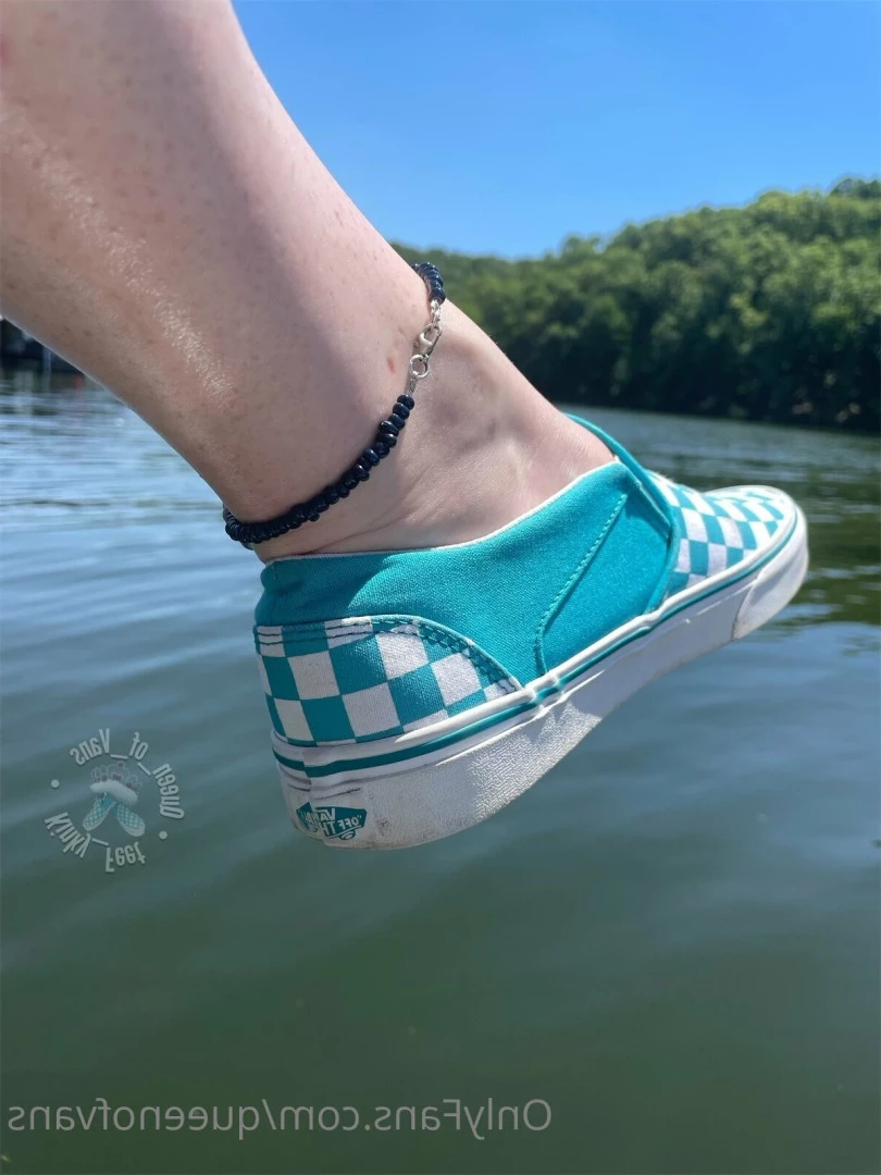 Queen_of_Vans [ queenofvans ] Onlyfans leaked photo 7295558 on Hotleaks.tv
