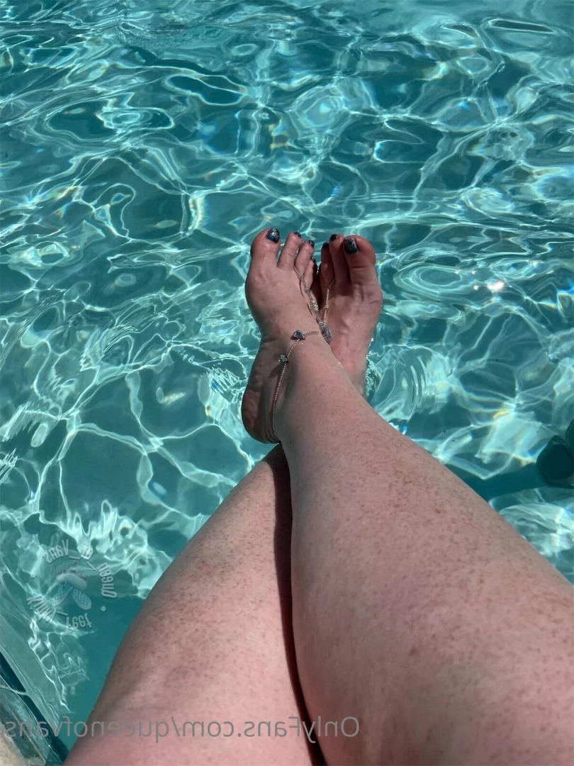 Queen_of_Vans [ queenofvans ] Onlyfans leaked photo 7295593 on Hotleaks.tv