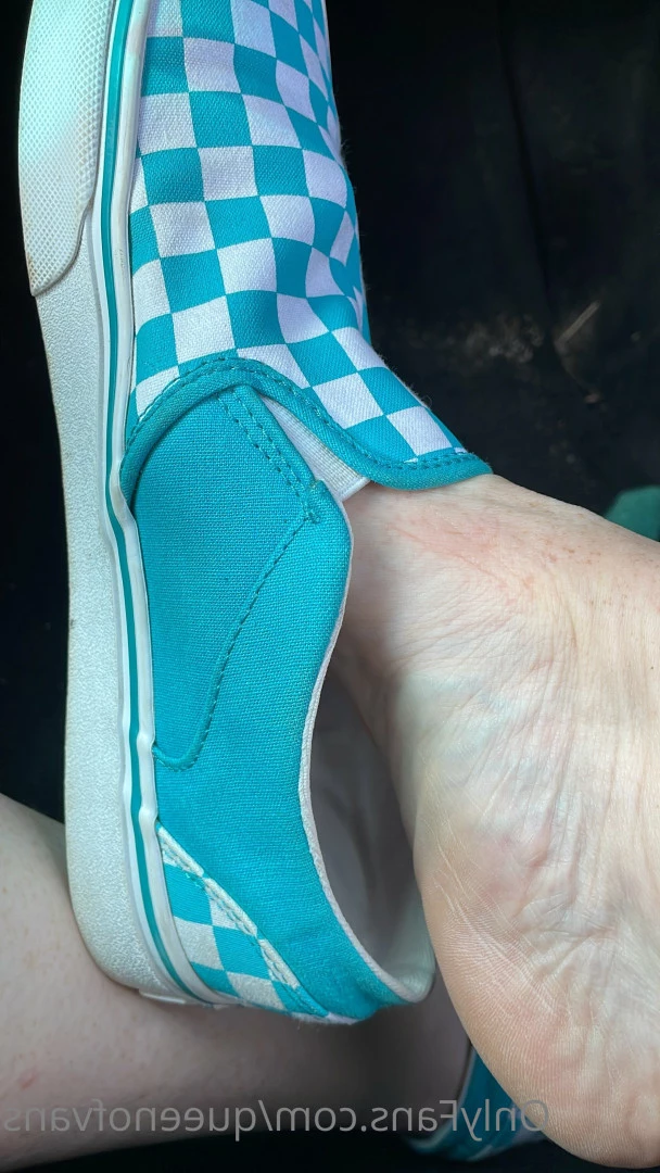 Queen_of_Vans [ queenofvans ] Onlyfans leaked photo 7295787 on Hotleaks.tv