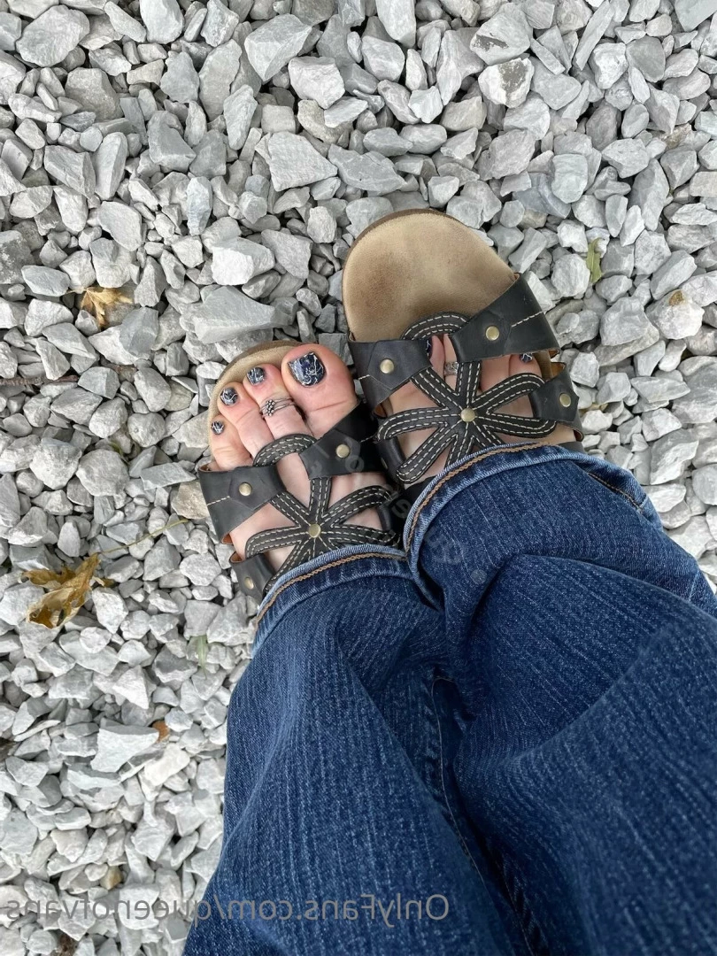 Queen_of_Vans [ queenofvans ] Onlyfans leaked photo 7295841 on Hotleaks.tv