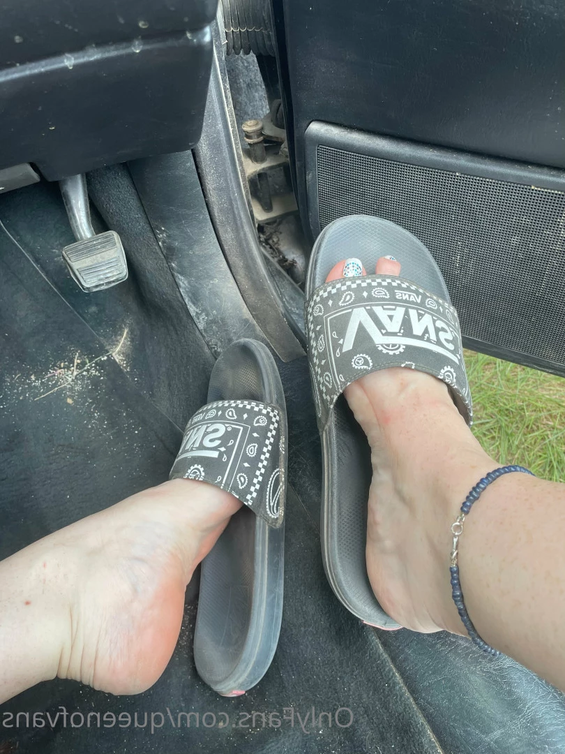 Queen_of_Vans [ queenofvans ] Onlyfans leaked photo 7295862 on Hotleaks.tv