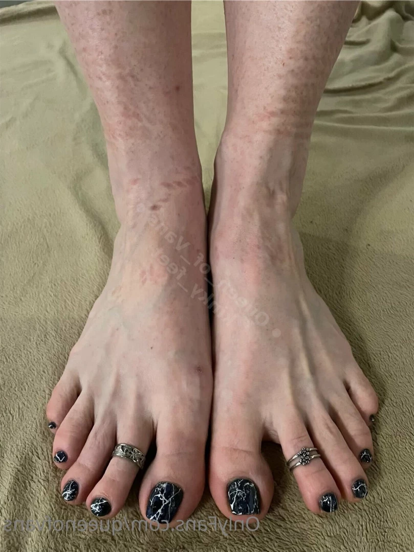 Queen_of_Vans [ queenofvans ] Onlyfans leaked photo 7295872 on Hotleaks.tv