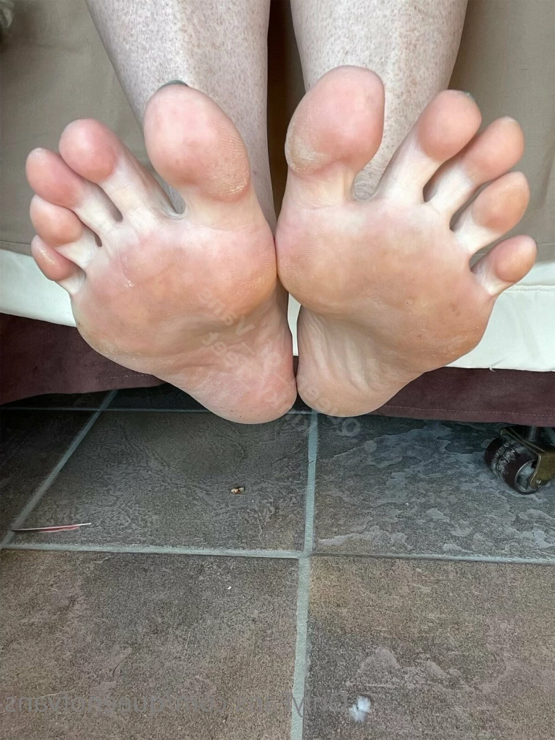 Queen_of_Vans [ queenofvans ] Onlyfans leaked photo 7295994 on Hotleaks.tv