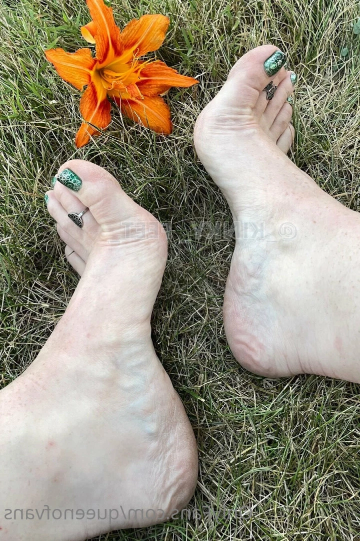 Queen_of_Vans [ queenofvans ] Onlyfans leaked photo 7296003 on Hotleaks.tv
