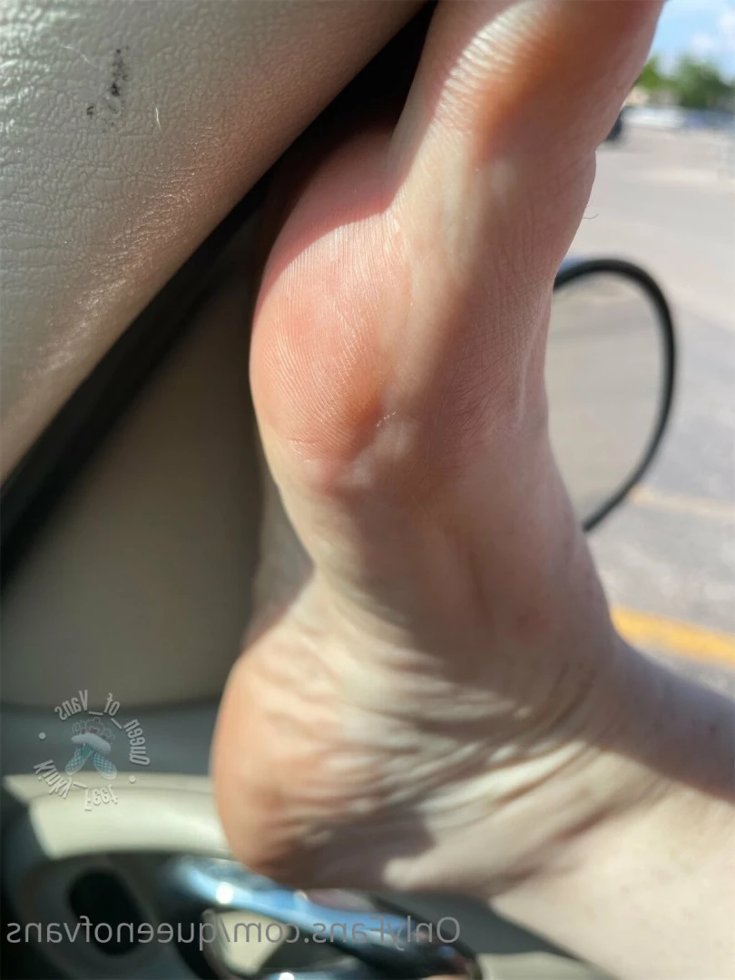 Queen_of_Vans [ queenofvans ] Onlyfans leaked photo 7296137 on Hotleaks.tv