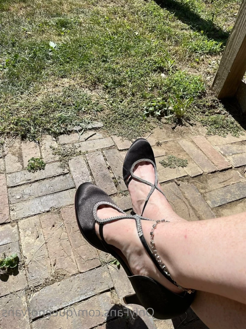 Queen_of_Vans [ queenofvans ] Onlyfans leaked photo 7296145 on Hotleaks.tv