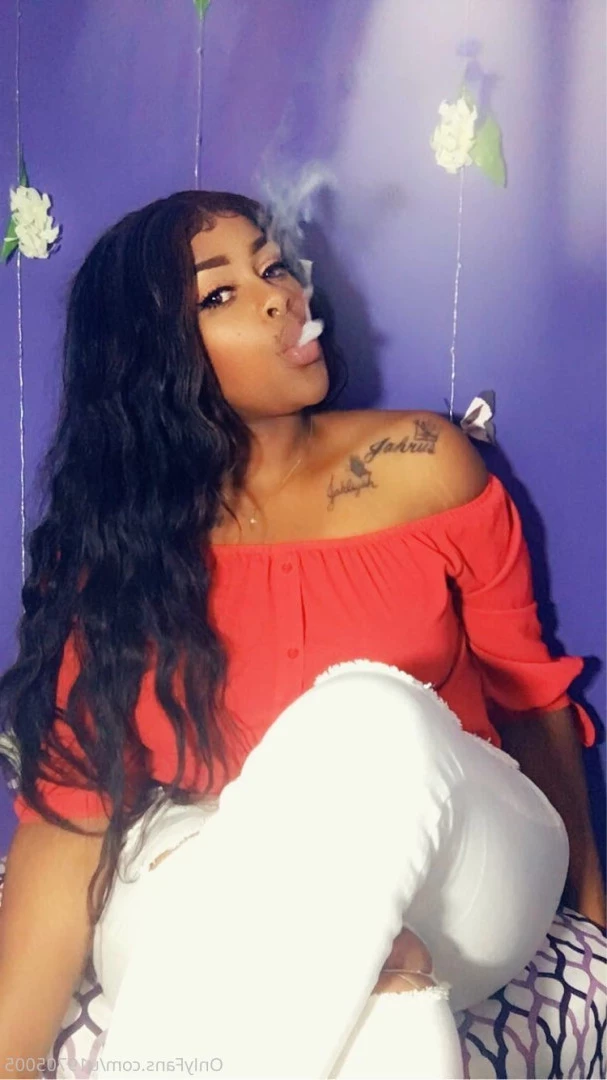 queensizesexyfeet Onlyfans leaked photo 7143763 on Hotleaks.tv