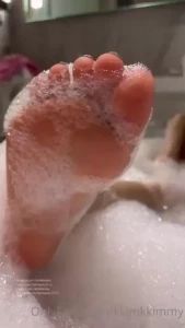 Sun Kim premium account [ kkimkkimmy ] Onlyfans leaked video 18390059 on Hotleaks.tv