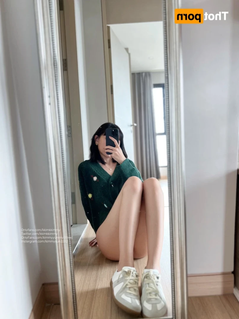 Sun Kim premium account [ kkimkkimmy ] Onlyfans leaked photo 12179158 on Hotleaks.tv