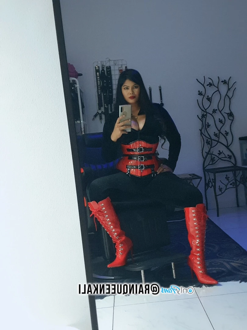 Queen Kali Rain [ rainqueenkali ] Onlyfans leaked photo 6705823 on Hotleaks.tv