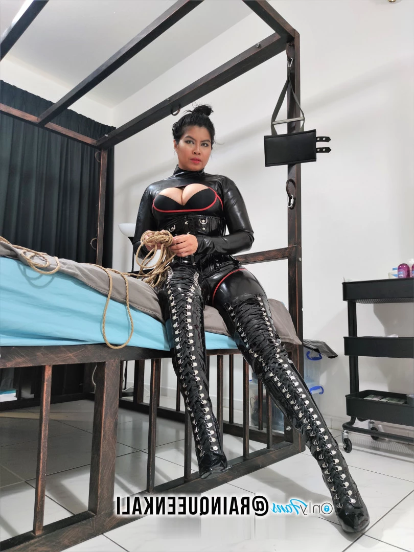 Queen Kali Rain [ rainqueenkali ] Onlyfans leaked photo 6712512 on Hotleaks.tv