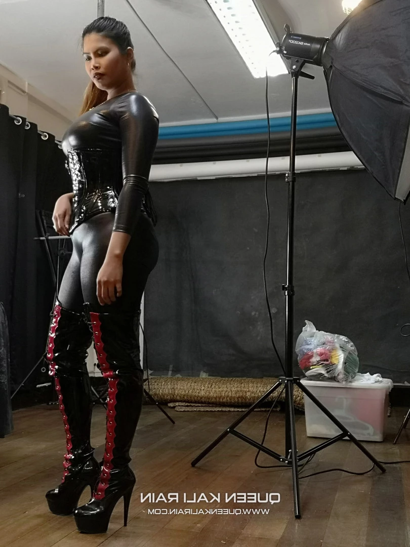 Queen Kali Rain [ rainqueenkali ] Onlyfans leaked photo 6720323 on Hotleaks.tv