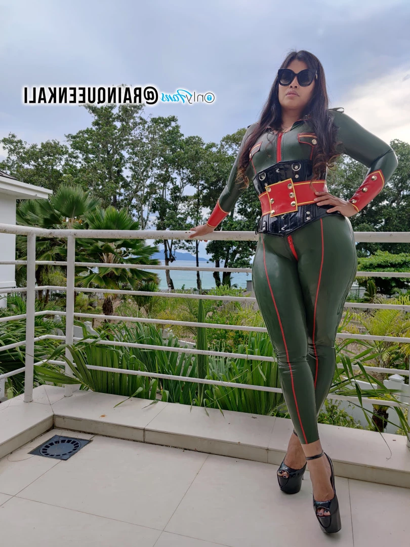 Queen Kali Rain [ rainqueenkali ] Onlyfans leaked photo 6720838 on Hotleaks.tv