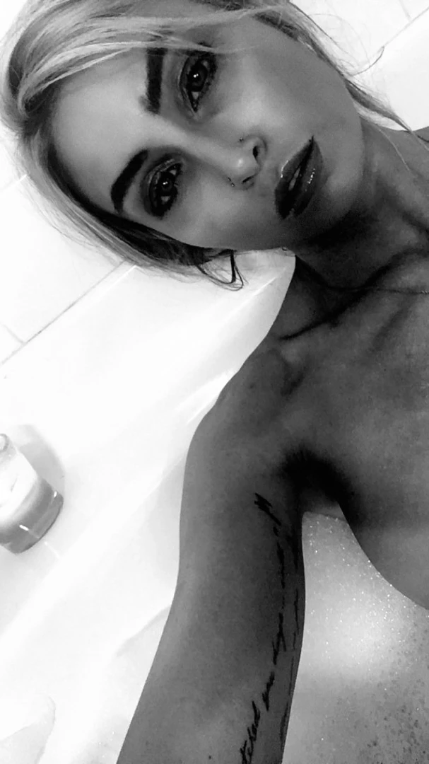 Kerri King [ realkerriking ] Onlyfans leaked photo 7343264 on Hotleaks.tv