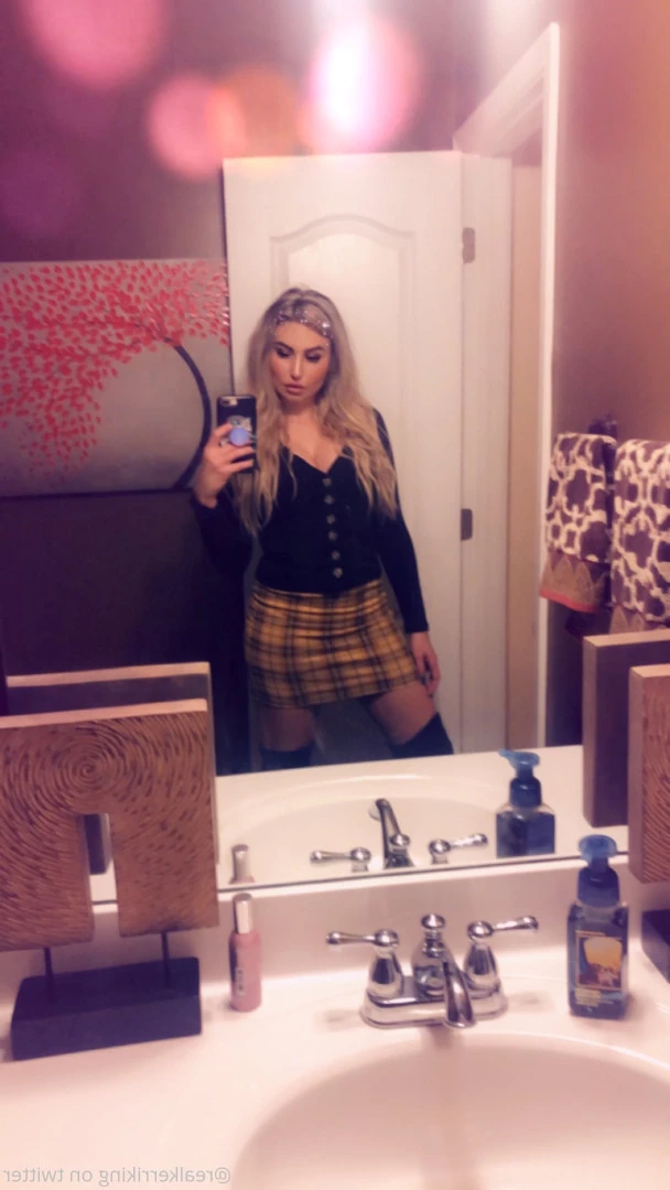 Kerri King [ realkerriking ] Onlyfans leaked photo 7348099 on Hotleaks.tv