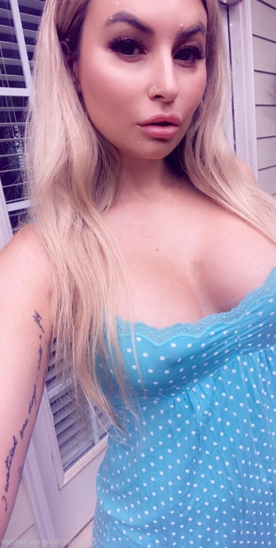 Kerri King [ realkerriking ] Onlyfans leaked photo 7364161 on Hotleaks.tv