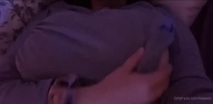 1602727