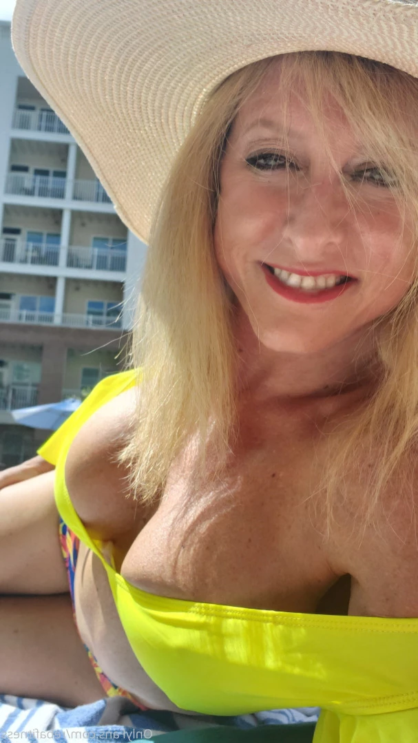 Reba Fitness [ rebafitness ] Onlyfans leaked photo 11062670 on Hotleaks.tv