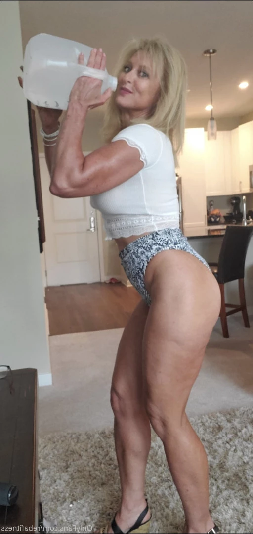 Reba Fitness [ rebafitness ] Onlyfans leaked photo 13596318 on Hotleaks.tv