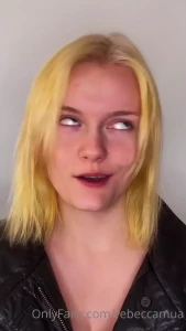 6998107