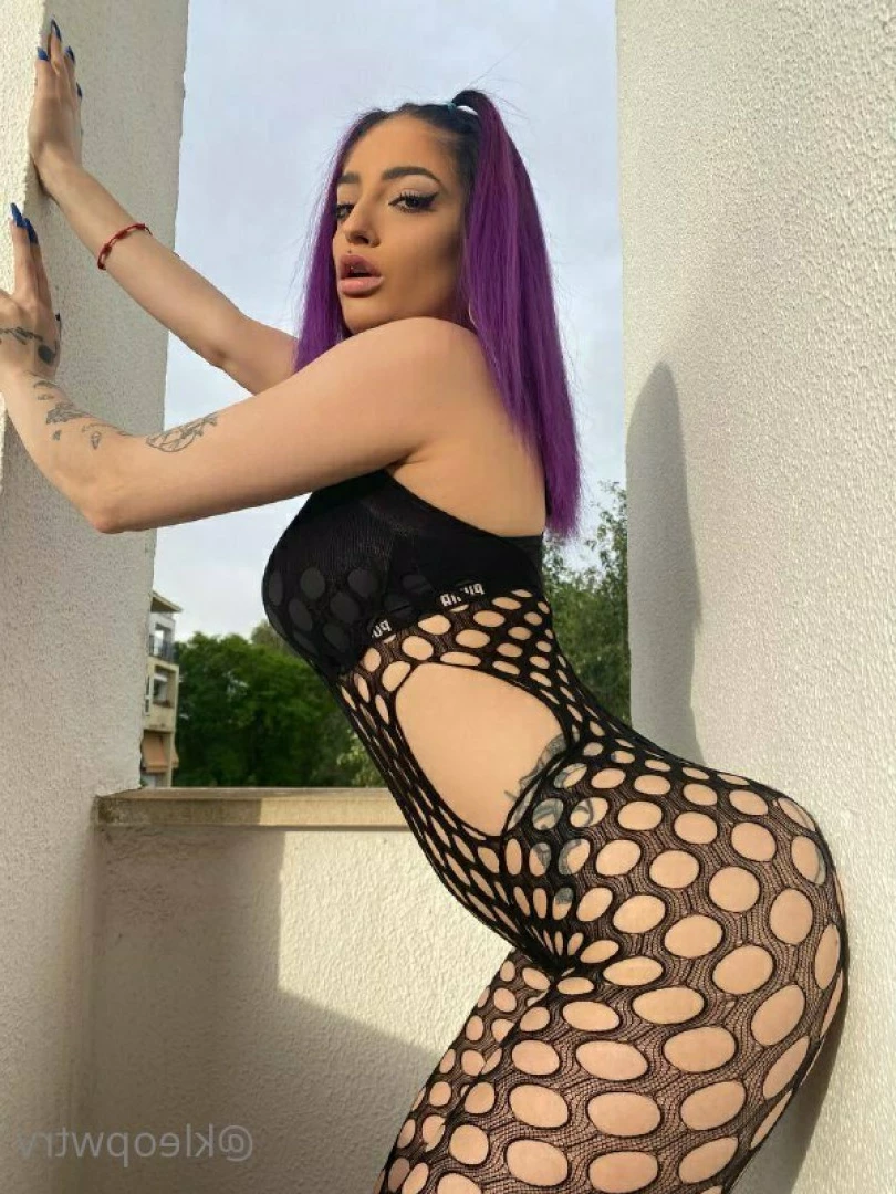 18 y.o Kleopwtrx | VIDEOCALLSXXX [ kleopwtrx ] Onlyfans leaked photo 6393542 on Hotleaks.tv