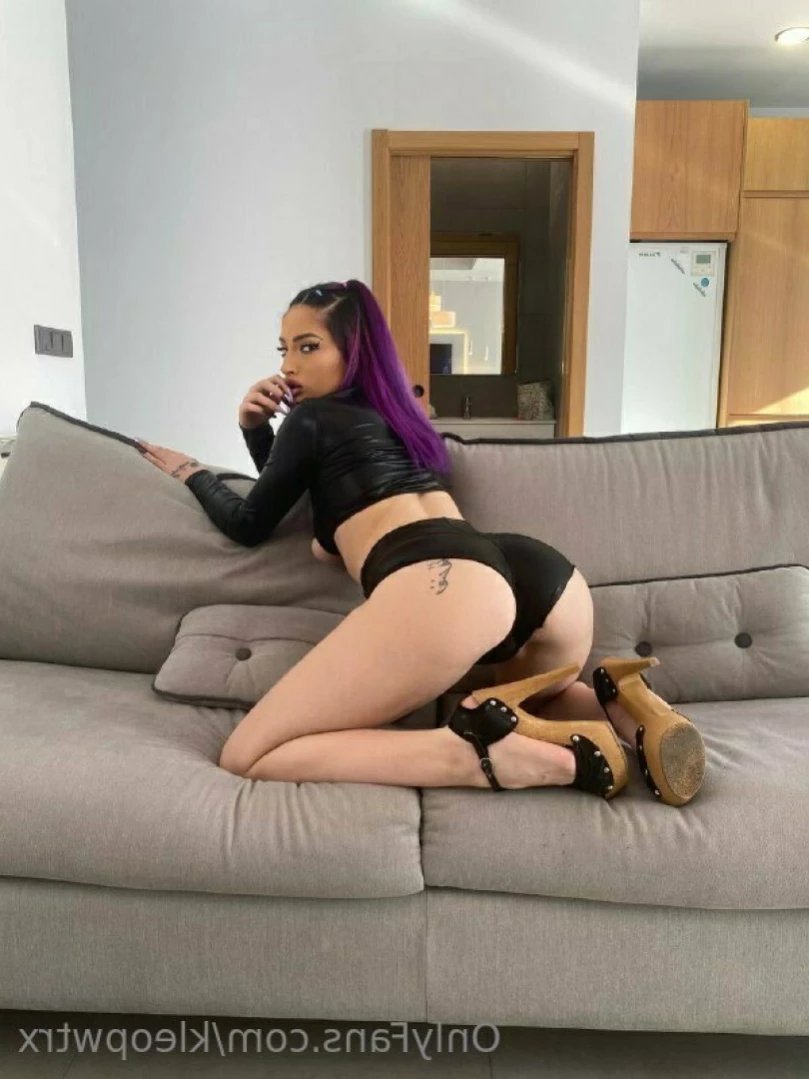 18 y.o Kleopwtrx | VIDEOCALLSXXX [ kleopwtrx ] Onlyfans leaked photo 11436788 on Hotleaks.tv