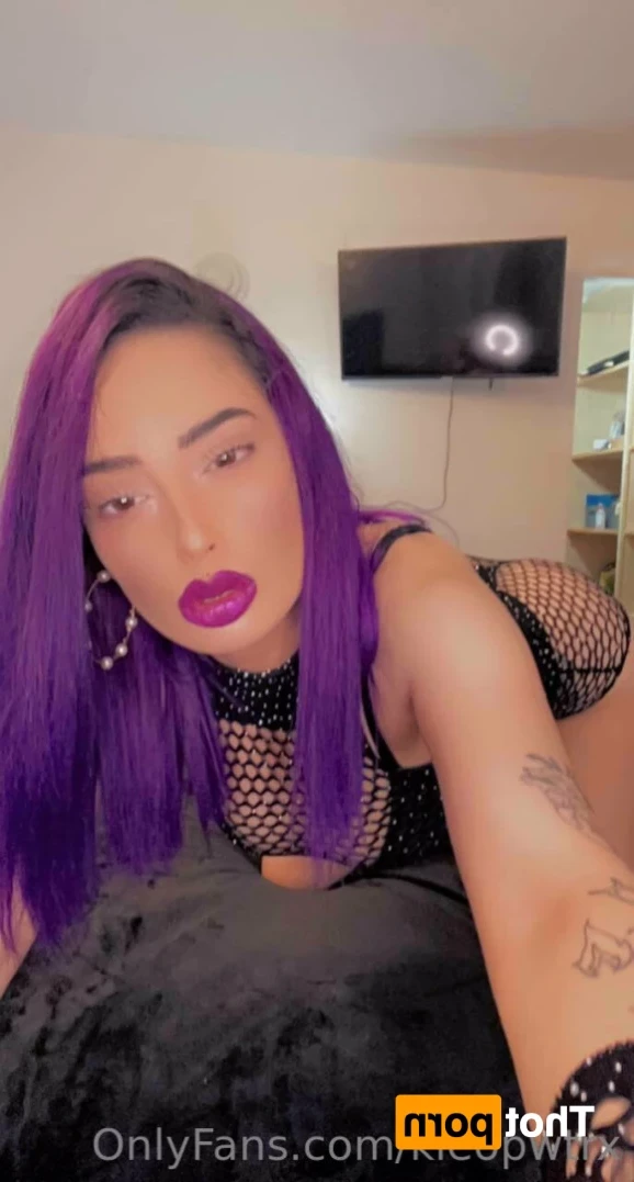 18 y.o Kleopwtrx | VIDEOCALLSXXX [ kleopwtrx ] Onlyfans leaked photo 11498537 on Hotleaks.tv