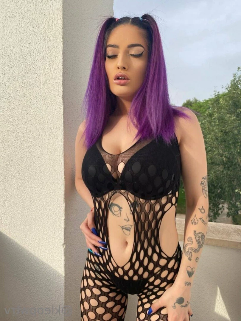 18 y.o Kleopwtrx | VIDEOCALLSXXX [ kleopwtrx ] Onlyfans leaked photo 12389836 on Hotleaks.tv