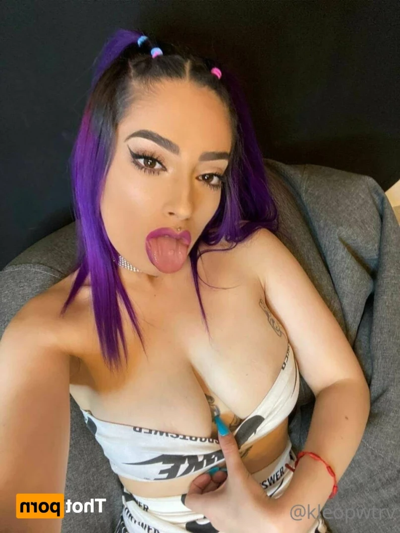 18 y.o Kleopwtrx | VIDEOCALLSXXX [ kleopwtrx ] Onlyfans leaked photo 12608042 on Hotleaks.tv