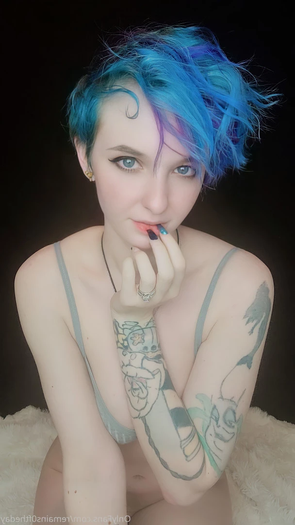 Estella [ remains0ftheday ] Onlyfans leaked photo 6619610 on Hotleaks.tv