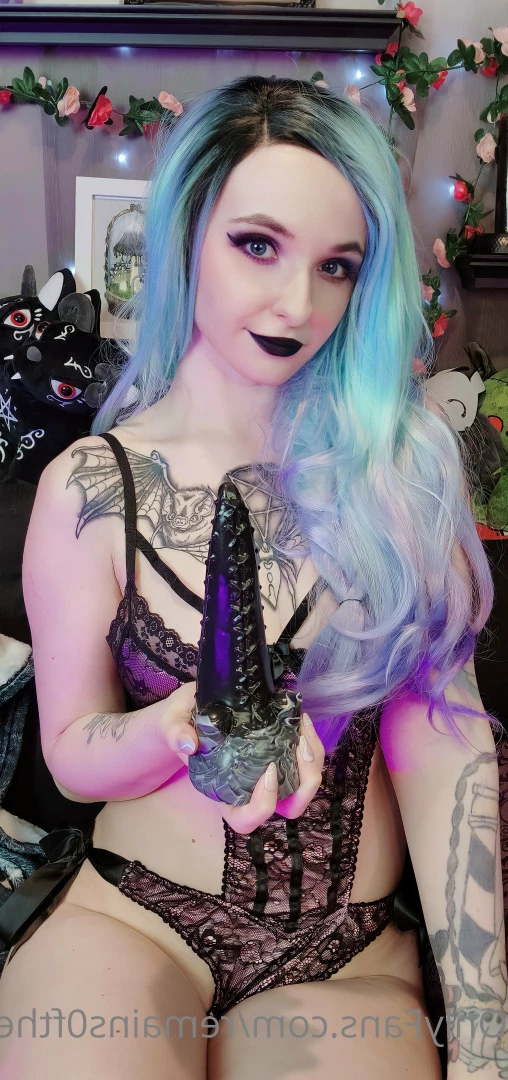 Estella [ remains0ftheday ] Onlyfans leaked photo 6625957 on Hotleaks.tv