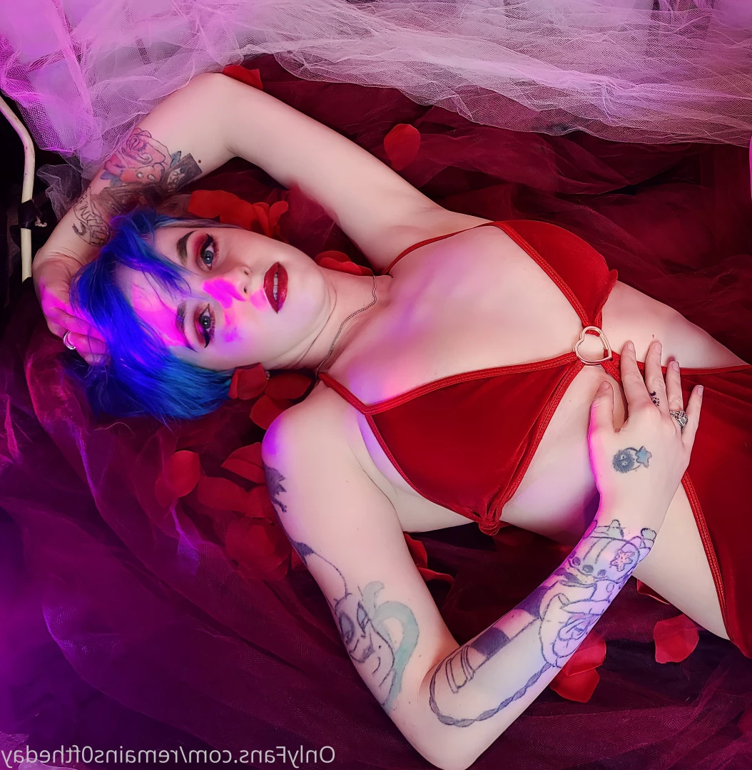 Estella [ remains0ftheday ] Onlyfans leaked photo 6626043 on Hotleaks.tv