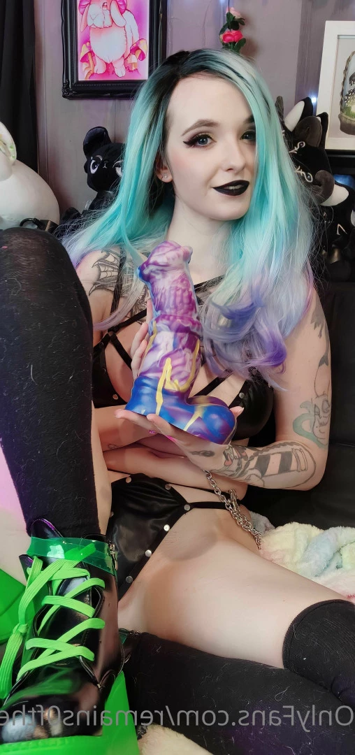 Estella [ remains0ftheday ] Onlyfans leaked photo 6628804 on Hotleaks.tv