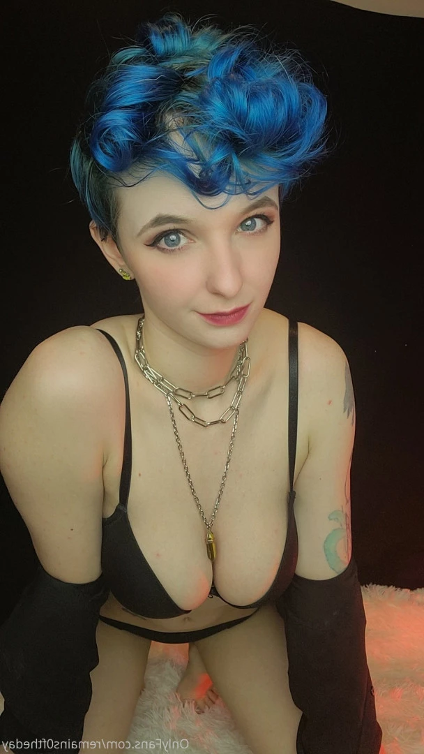 Estella [ remains0ftheday ] Onlyfans leaked photo 6642628 on Hotleaks.tv