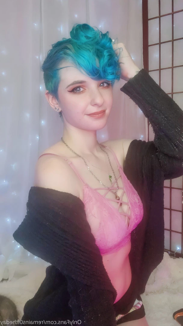 Estella [ remains0ftheday ] Onlyfans leaked photo 6650459 on Hotleaks.tv