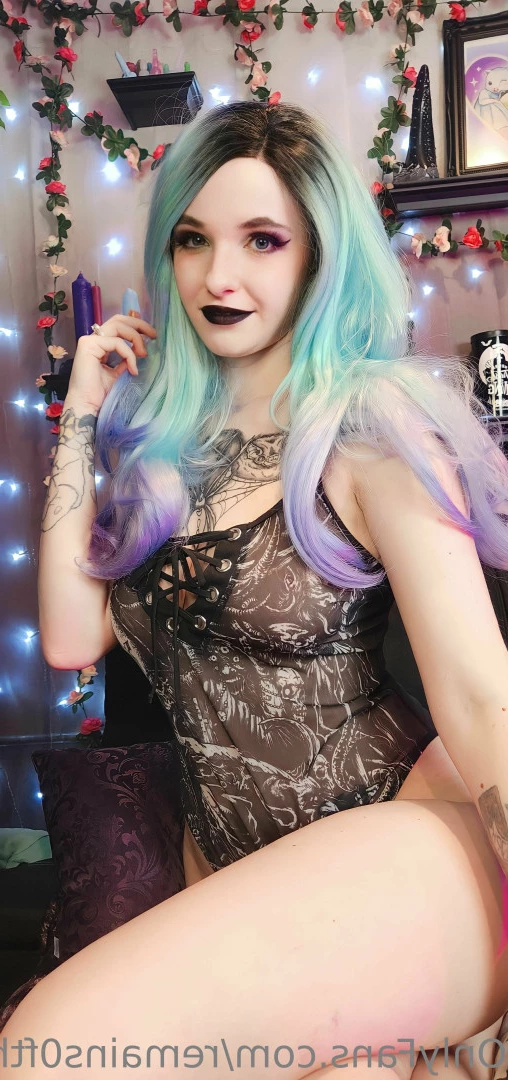 Estella [ remains0ftheday ] Onlyfans leaked photo 6657278 on Hotleaks.tv
