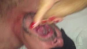6977907