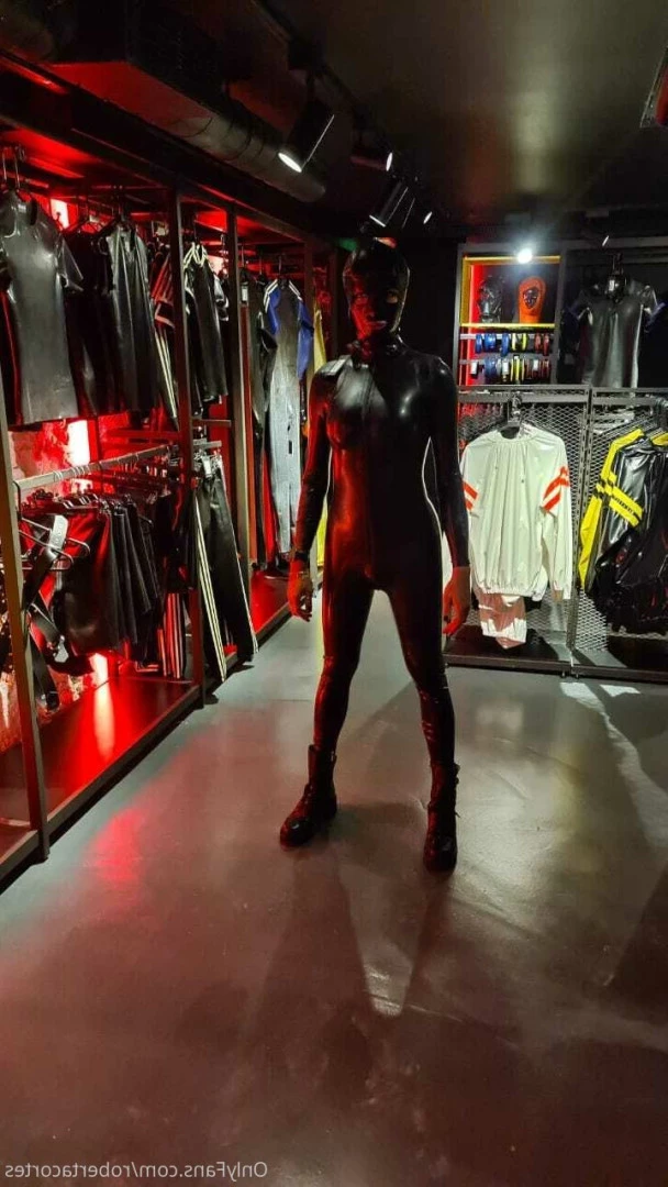 Roberta Cortes TS [ robertacortes ] Onlyfans leaked photo 7135184 on Hotleaks.tv