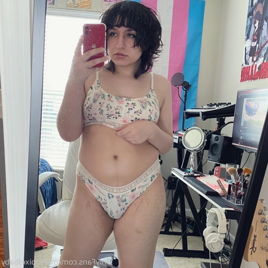 Roxanne Rom [ roxannerom ] Onlyfans leaked photo 6722829 on Hotleaks.tv