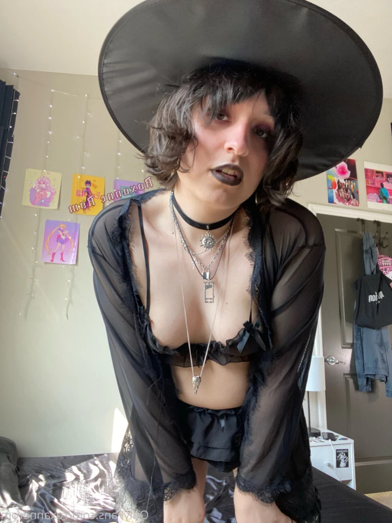 Roxanne Rom [ roxannerom ] Onlyfans leaked photo 11429291 on Hotleaks.tv